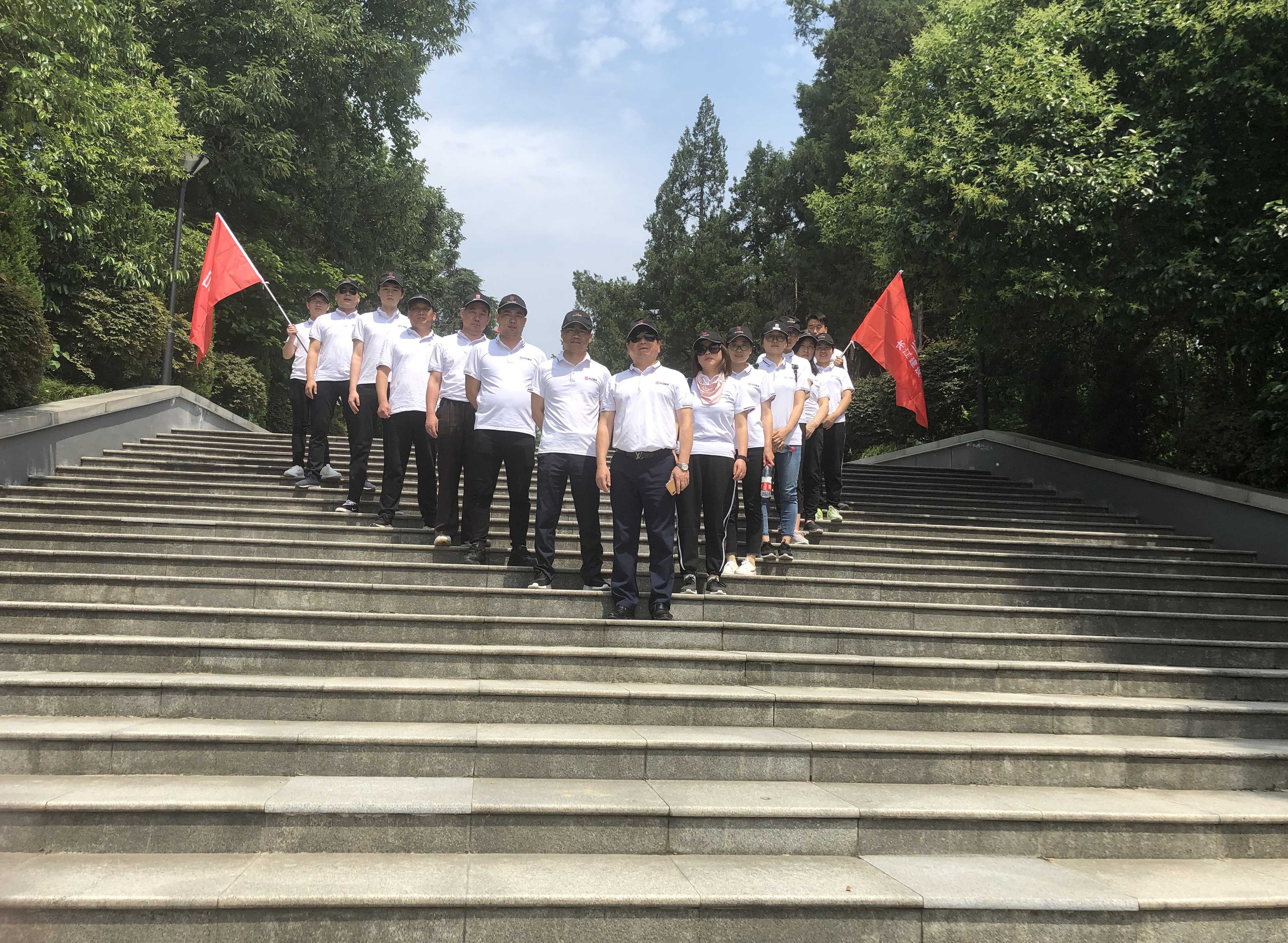2019年红色之旅（安徽金寨红军广场）